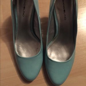 Robin egg blue heels